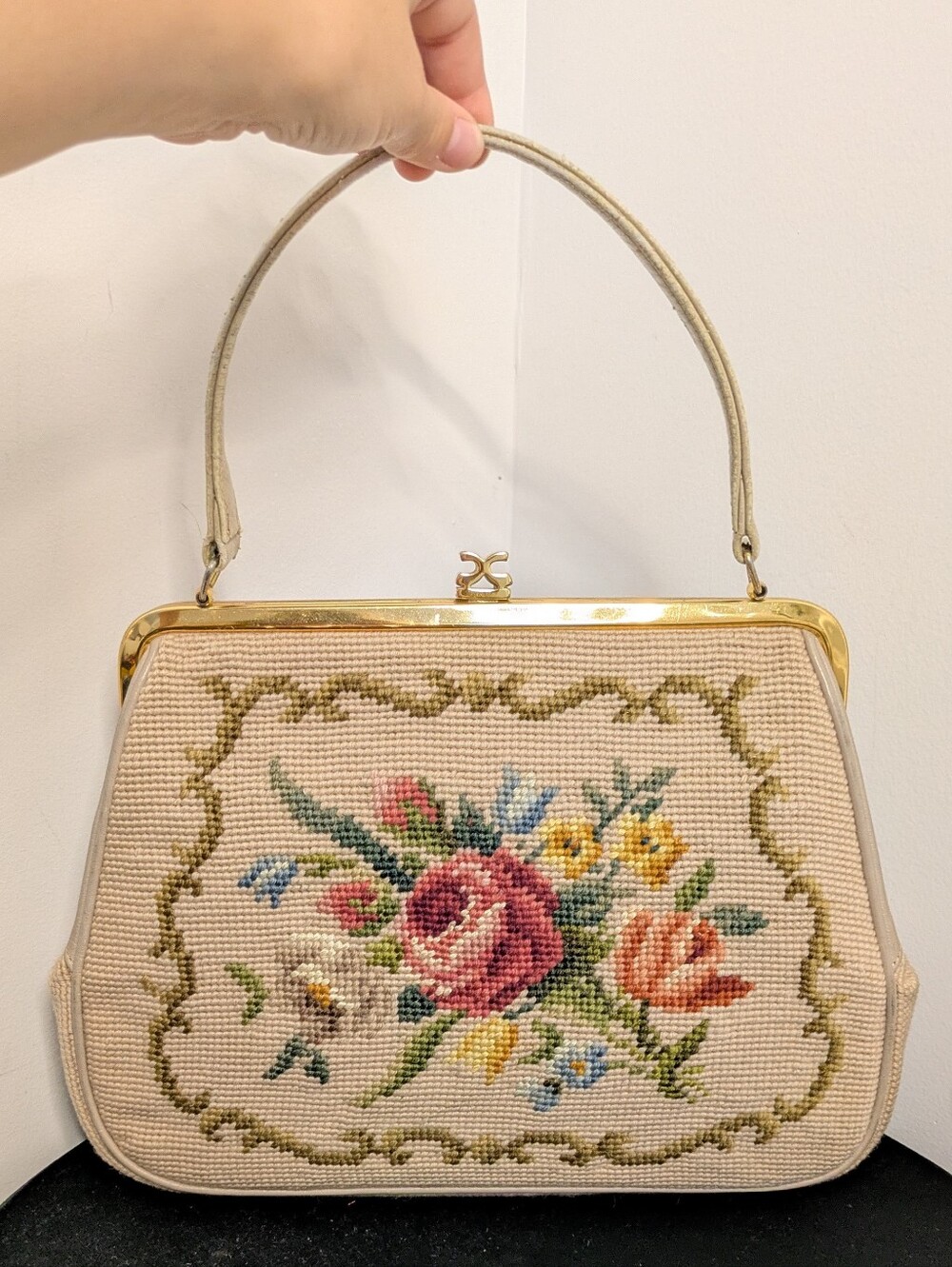 Vintage 1950s Floral Handmade Needlepoint Top-Handle Bag